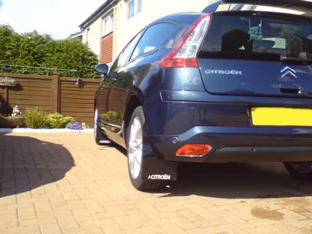 Citroën C4 mud flaps