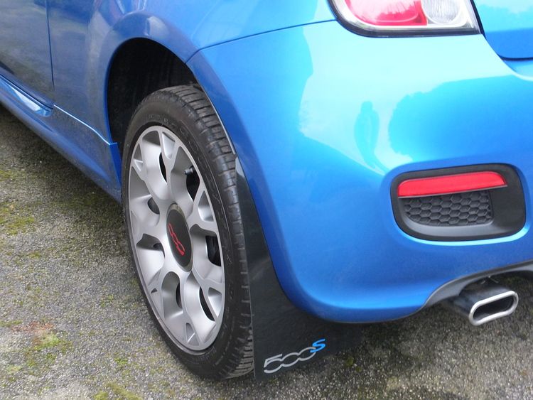 Fiat 500 S mud flaps