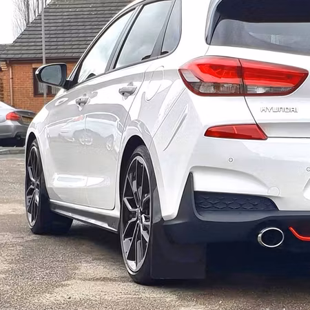 Hyundai i30N Fastback mud flaps