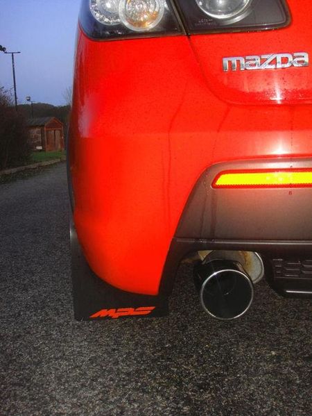 Mazda 3 Stänklappar  2004 - 2009