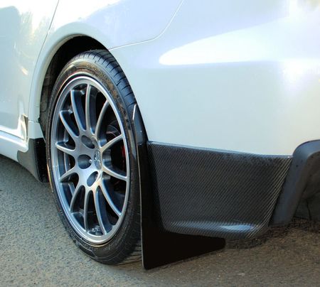 Mitsubishi Evo 10 mud flaps