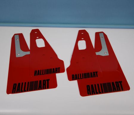 Mitsubishi Evo 10 mud flaps