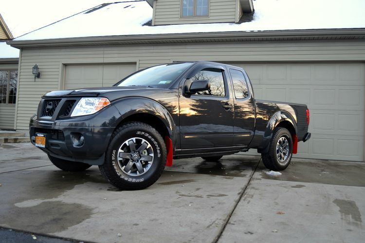 Nissan Navara mudflaps