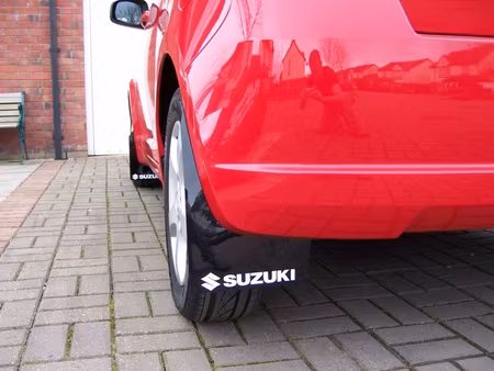 Suzuki Swift stänkskydd 2010-2017