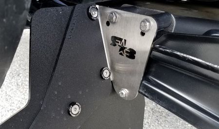 Trailing Arm skydd - CAN-AM