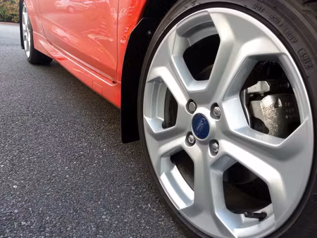 Ford Fiesta ST200 MK7.5 Stänklappar  2016+