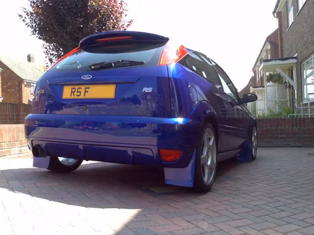 Ford Focus RS  Mk1 Stänklappar  1998 - 2004