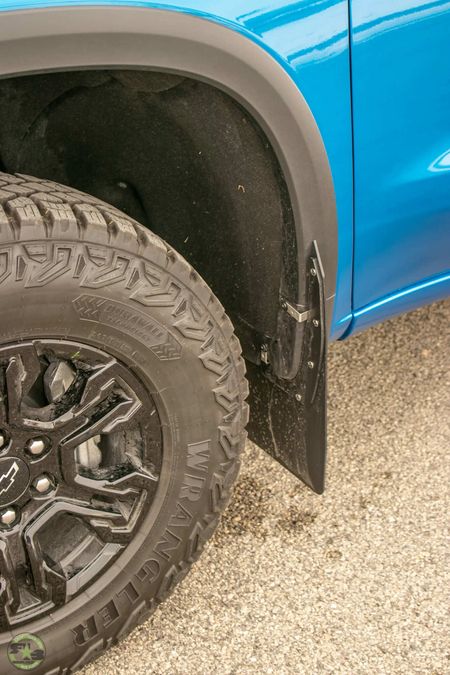 Chevrolet Silverado ZR2 Stänkskydd