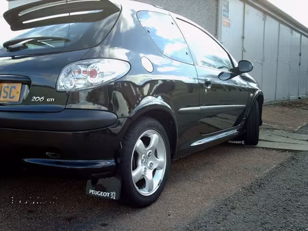Peugeot 206 mudflaps