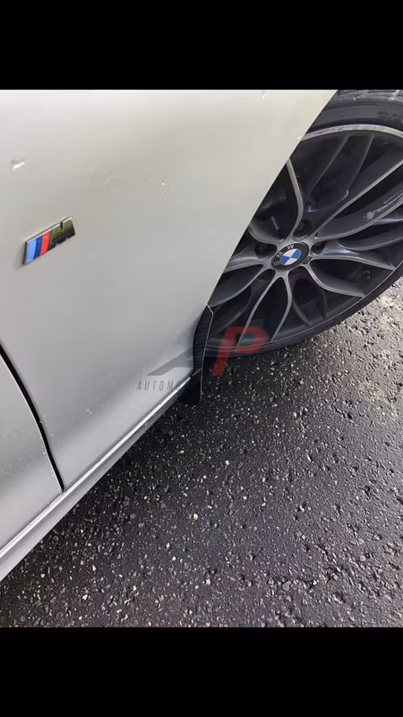 Bmw 2-serie F22/F23 Stänkskydd
