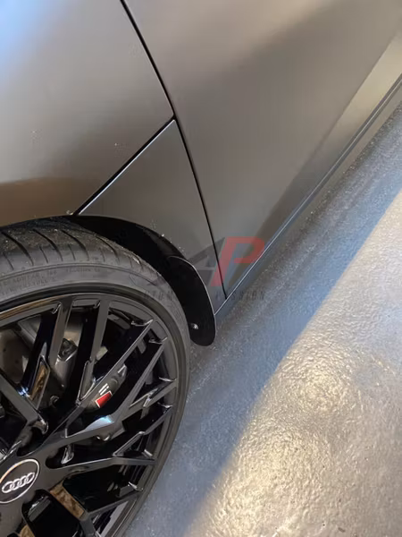 Audi R8 Stänkskydd