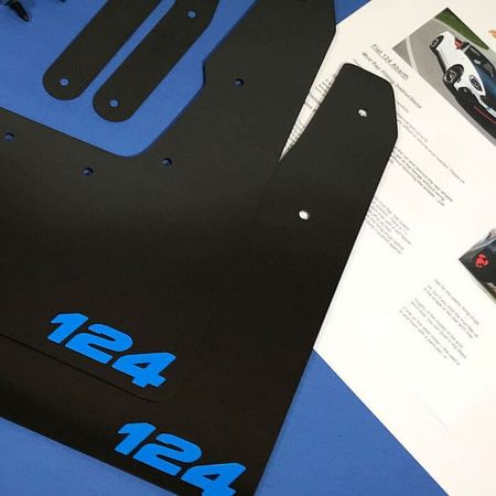 Fiat 124 Spider mud flaps