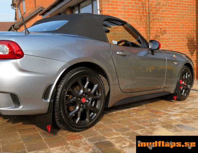 Fiat 124 Spider mud flaps