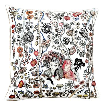 Decorative cushion "Snill Pike" (Nice Girl) in Fableskog"