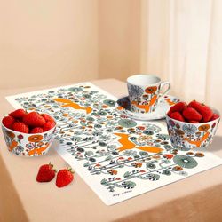 Table Running "Kind Foxes" Fabelskog series