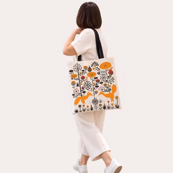 Fabelskog Bag "Kind Foxes"