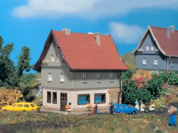 VO49554 - Bostadshus med butiker - Vollmer Z