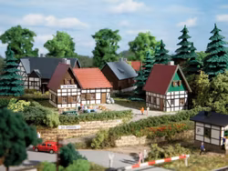 AU14457 - Gästgiveri med sidobyggnad - Auhagen N