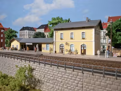 AU11369 - Station "Plottenstein" - Auhagen H0