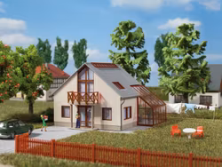 AU13301 - Hus "Janine" - Auhagen TT