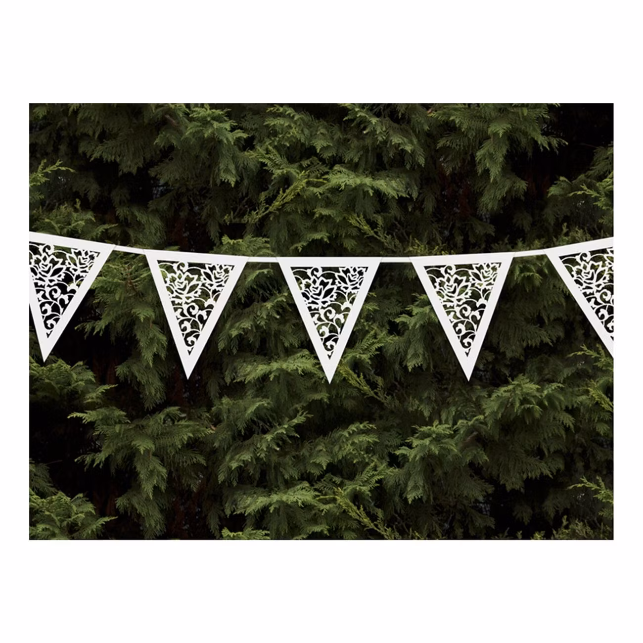 Vimpelgirlang i Papp Pärlvit