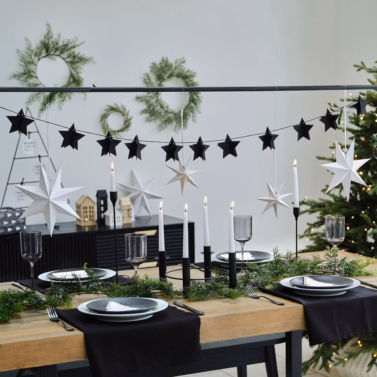 Girlang Svarta Stjärnor 3D