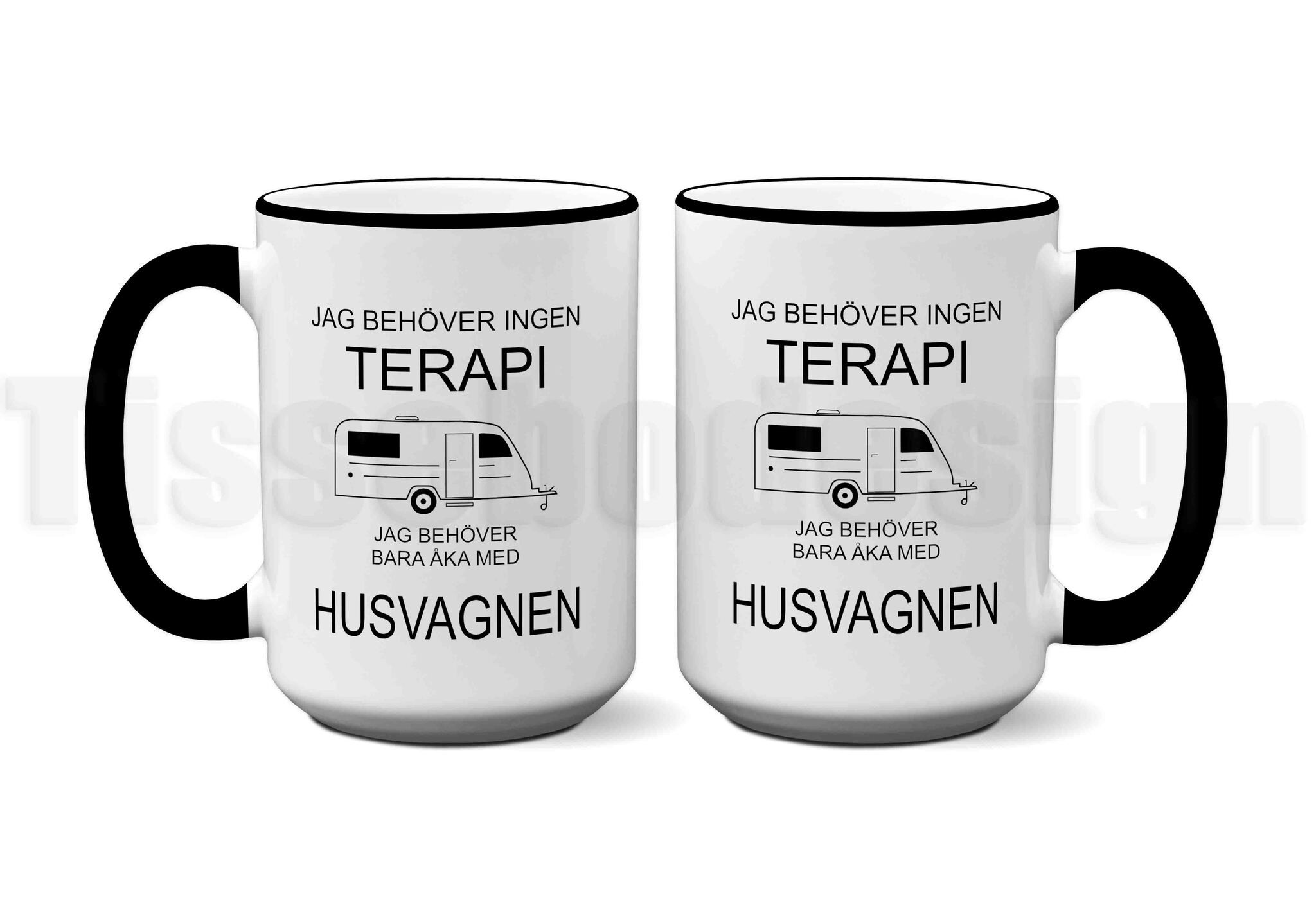 Vit keramikmugg med svart kant och handtag, texten Man ska ha husbil. Roligt designad mugg för husvagnsäventyr.