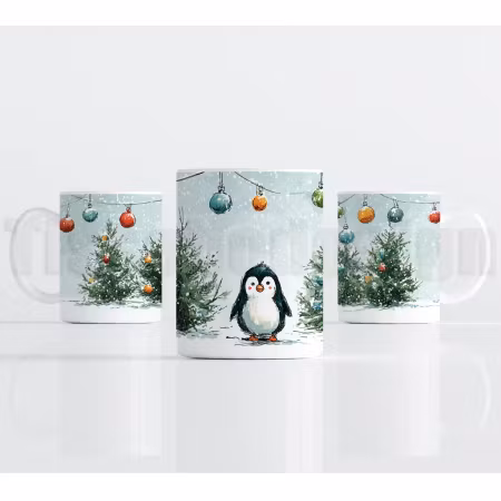 Julmugg – pingvin med julgran och färgglada kulor