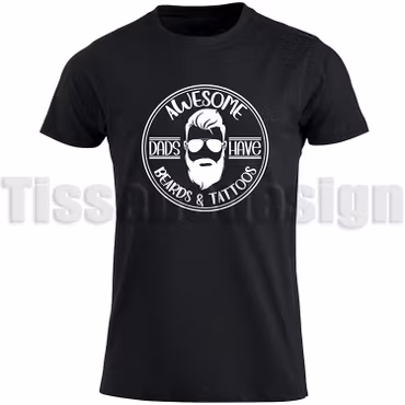 T-shirt Awesome dads have beards & tattoos – stolt pappastil