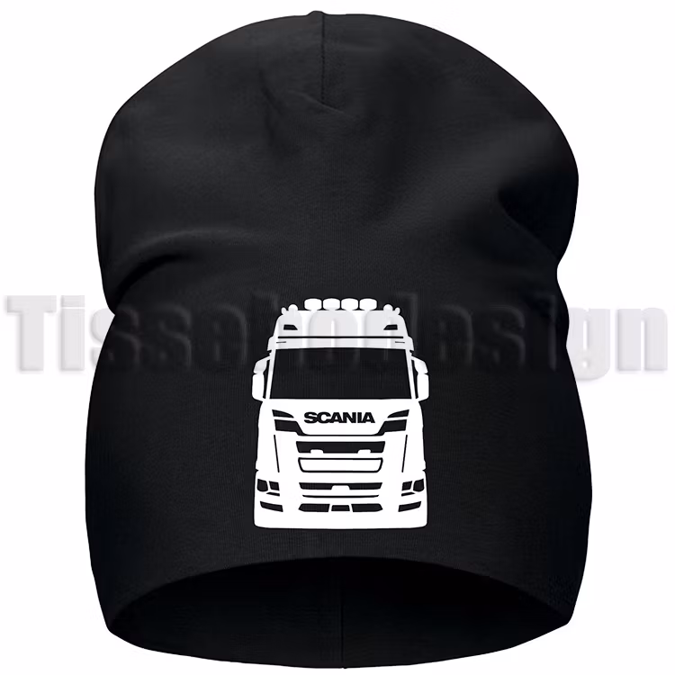 Tunn Svart barnmössa med vit tryck på en Scania, unisexmodell i bomull och spandex, finns i flera färger.