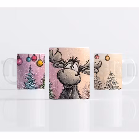 Julmugg – älg med julkulor och vintergran