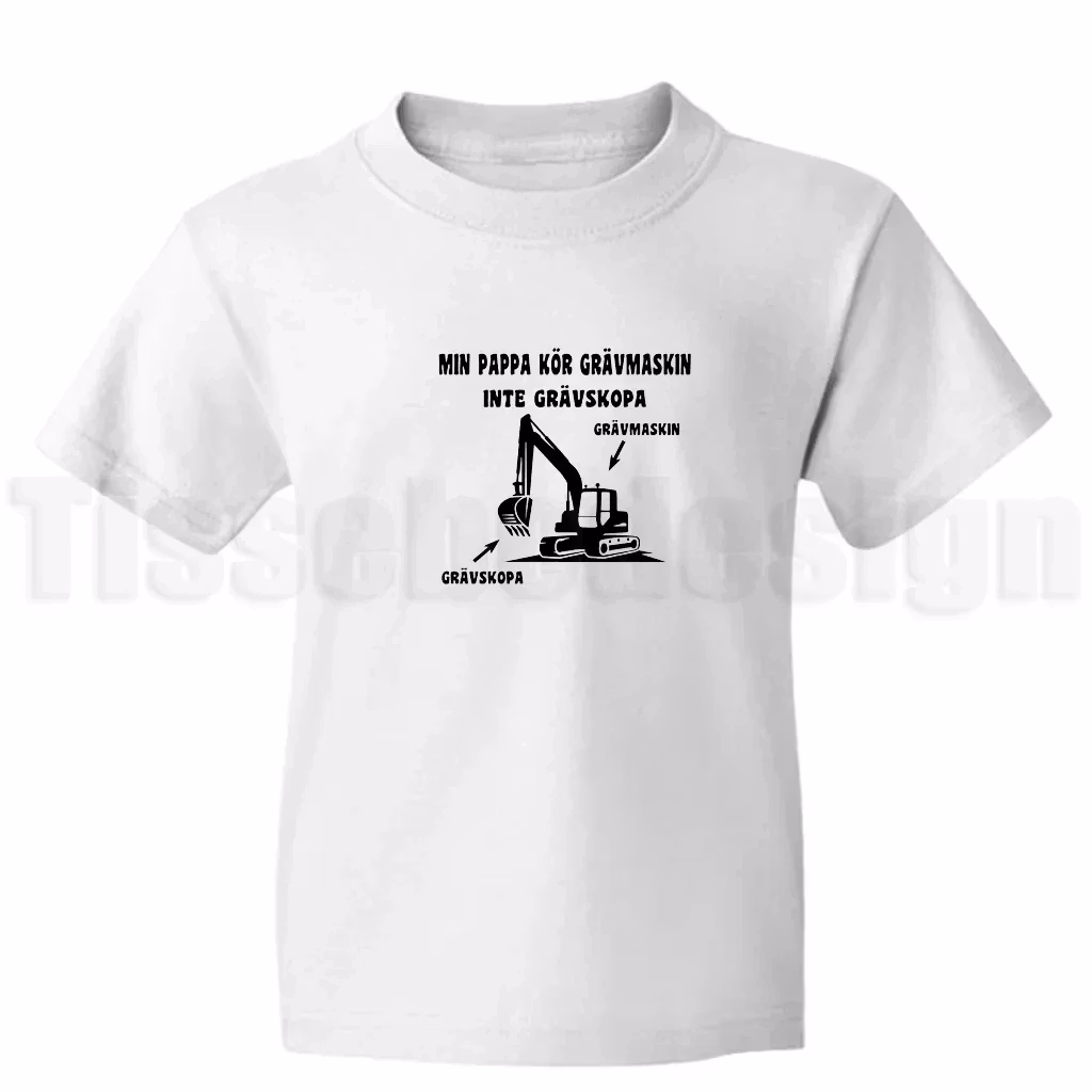 T-shirt med trycket Min pappa kör grävmaskin – barnmodell med grävmaskinmotiv i fokus