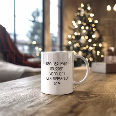 Julmugg Med Tryck - Jag Vann Den Här I Julklappspelet 2025  – Kermik 330 ml