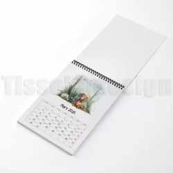 Hundkalender 2026 med tolv charmiga hundmotiv