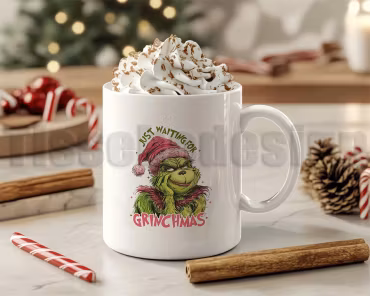 Julmugg Med Tryck - Just Waiting For Christmas - Keramik 330 ml