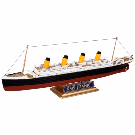 Revell Model R.M.S. Titanic