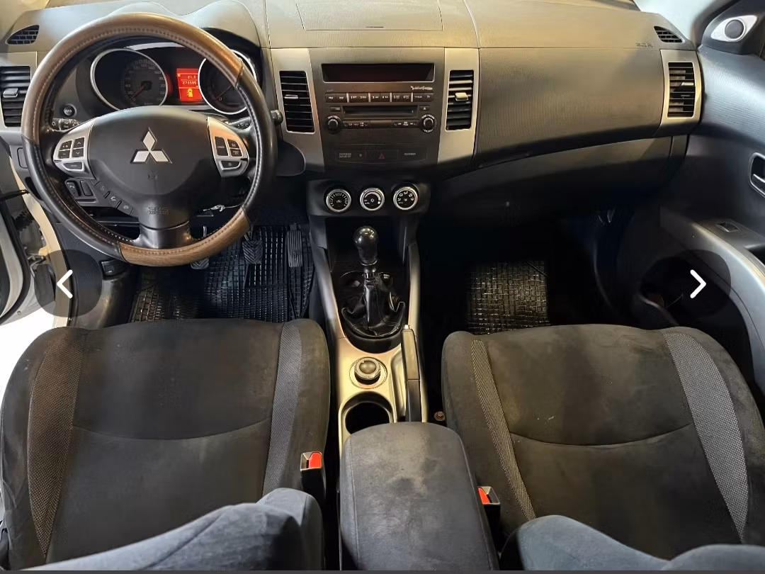 9" android 13 bilstereo Mitsubishi Outlander (2005--2011) gps wifi carplay android auto blåtand rds Dsp RAM:4GB  ROM: 64GB  4G LTE