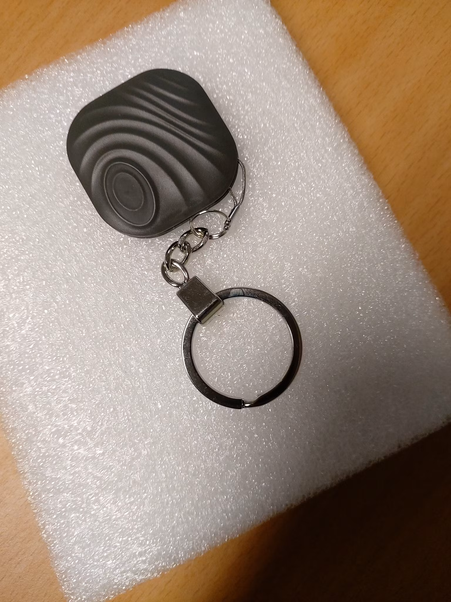 Nyckel och plånbok hittare
