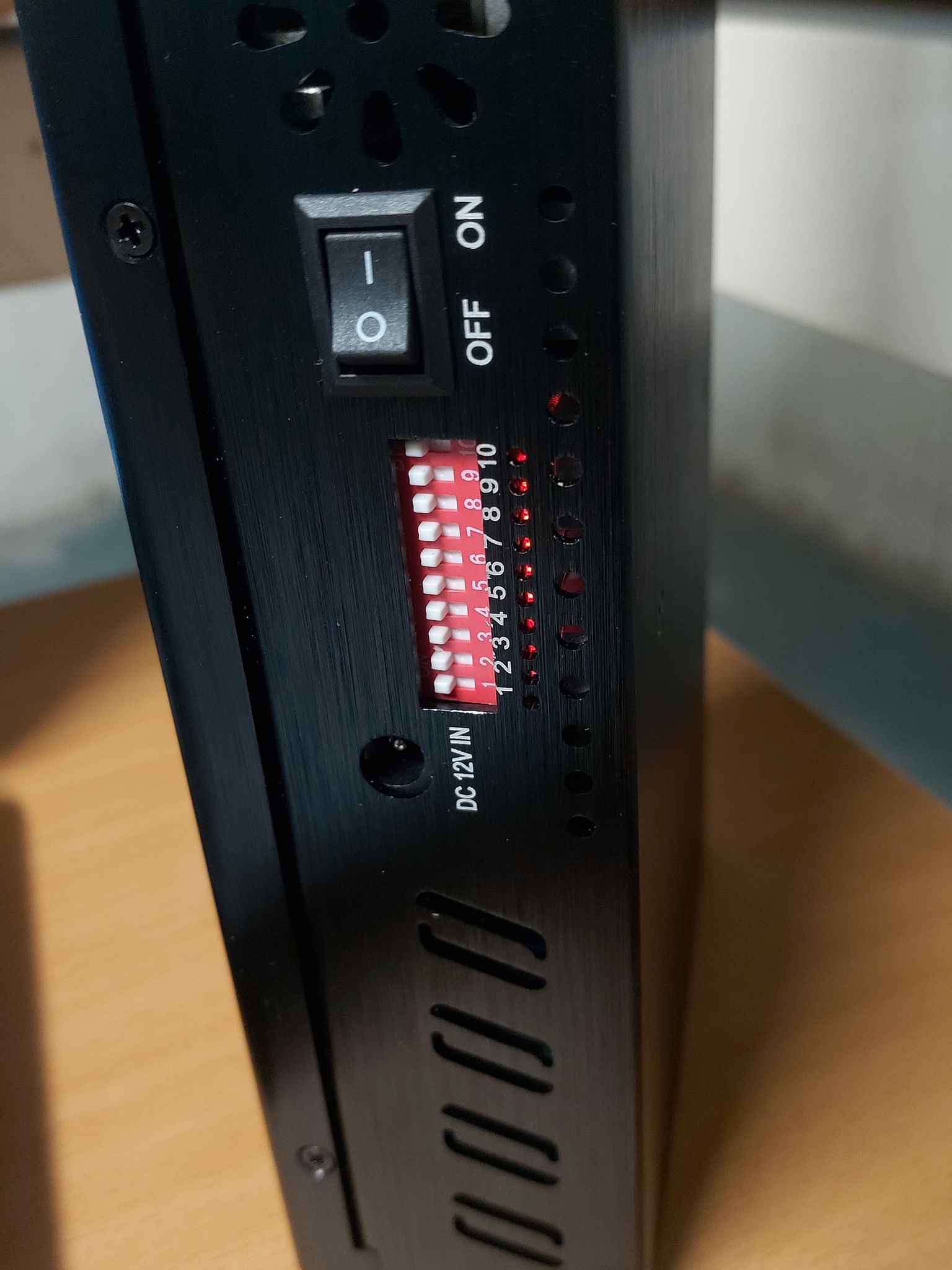 10 kanaler   jammer gsm,3G,4G,5G,wifi ,Gps ,trådlös kamera