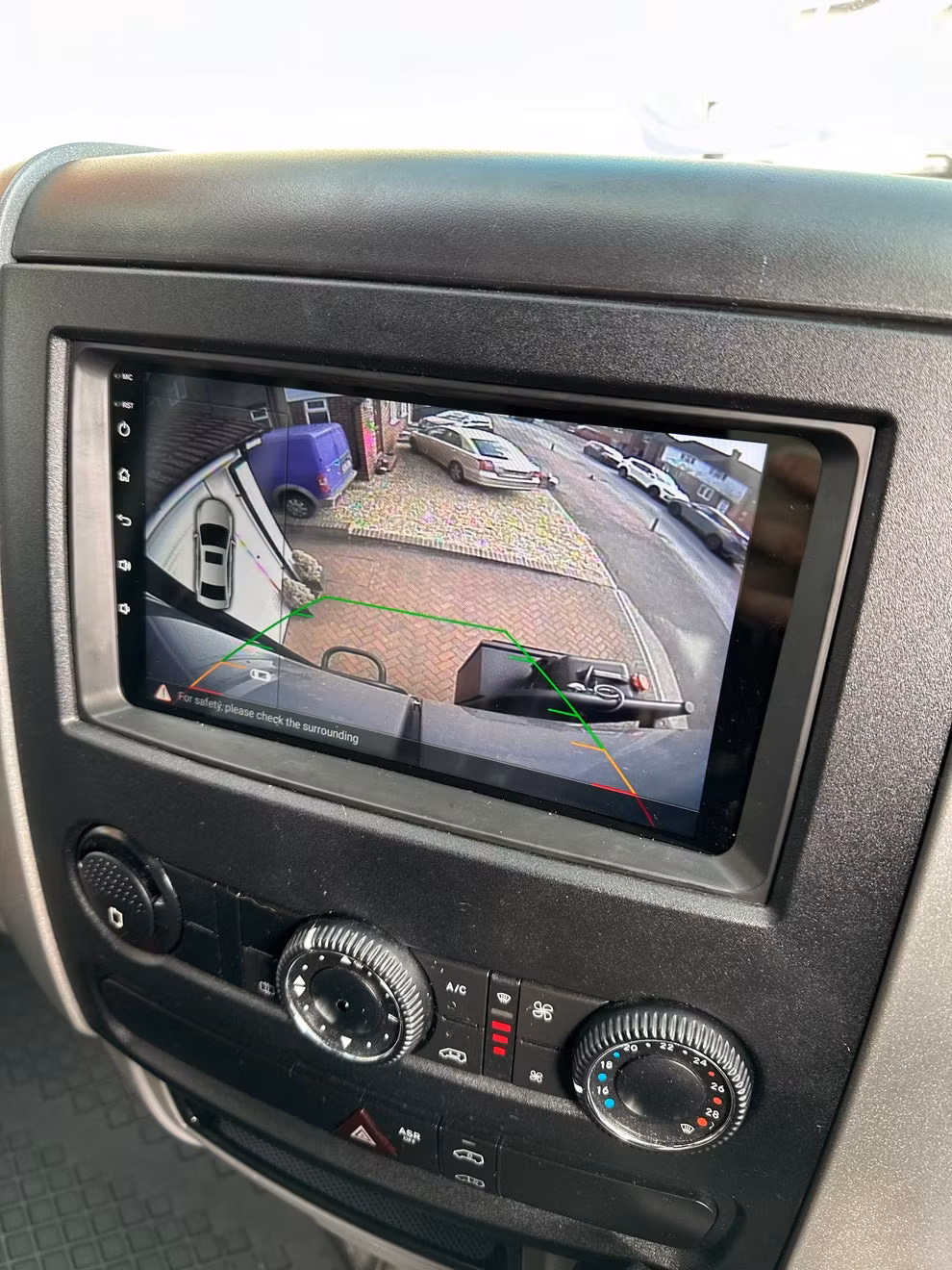 9" Android 13 Bilstereo för VW Crafter (2006–2016) – Trådlös CarPlay & Android Auto, 6GB RAM / 128GB ROM, 4G LTE