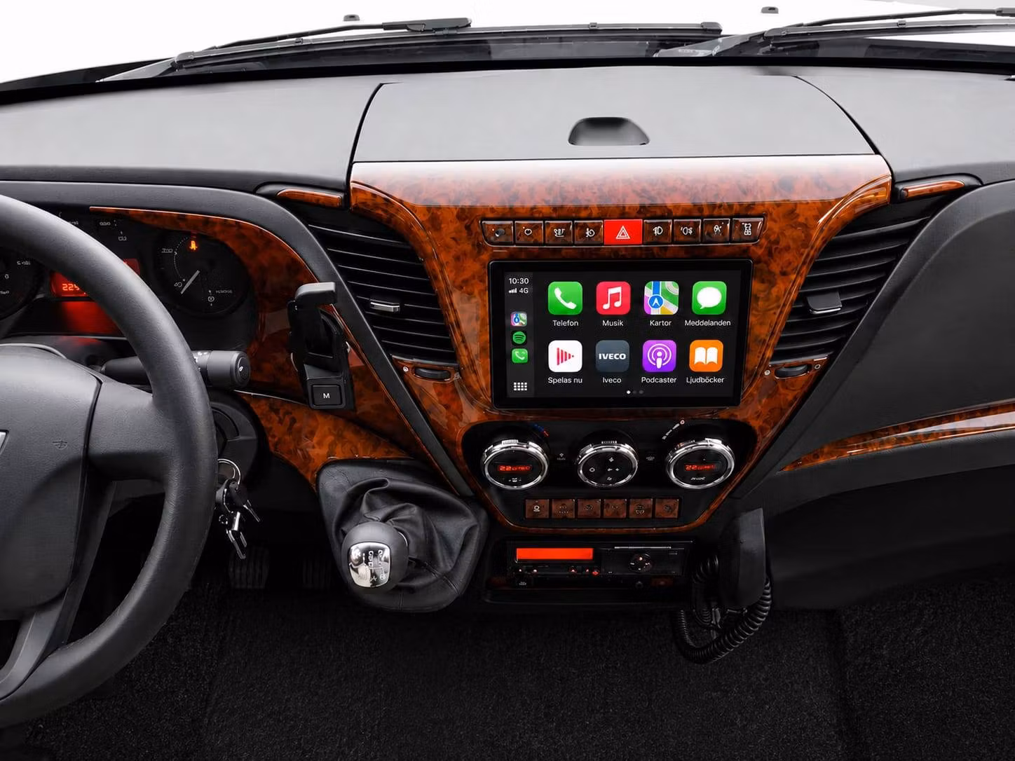 9" Android 14 Bilstereo för Iveco Daily 2014–2021 – 6GB RAM, 128GB ROM, Trådlös CarPlay & Android Auto, GPS, 4G LTE, DSP & Backkamera