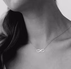 Halsband Infinity