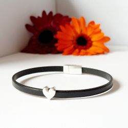 Armband med hjärta 5mm äkta läder-finns i flera färger