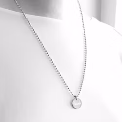 Engraved necklace with round tag