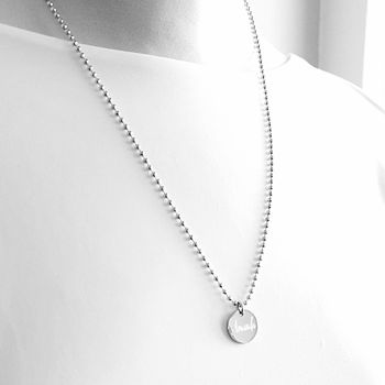 Graverat halsband med rund tag