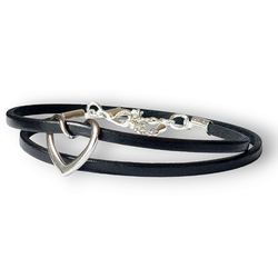 Armband i äkta läder med hjärta