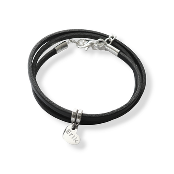 Armband tre varv med  graverat hjärta