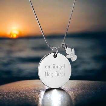 Graverat halsband En ängel flög förbi