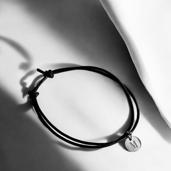 Läderarmband med graverad tag