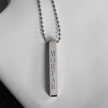 Graverat halsband Stav med egen text